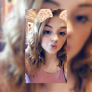 Meet your Posher, Megan